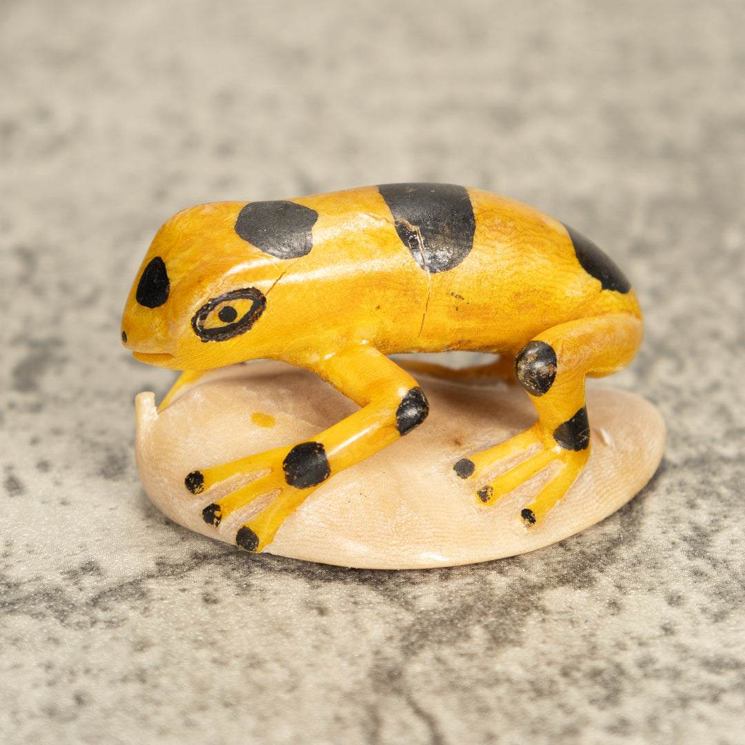Vintage Frog Tagua Nut Carving