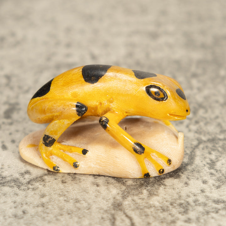 Vintage Frog Tagua Nut Carving