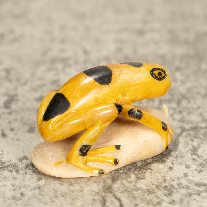 Vintage Frog Tagua Nut Carving