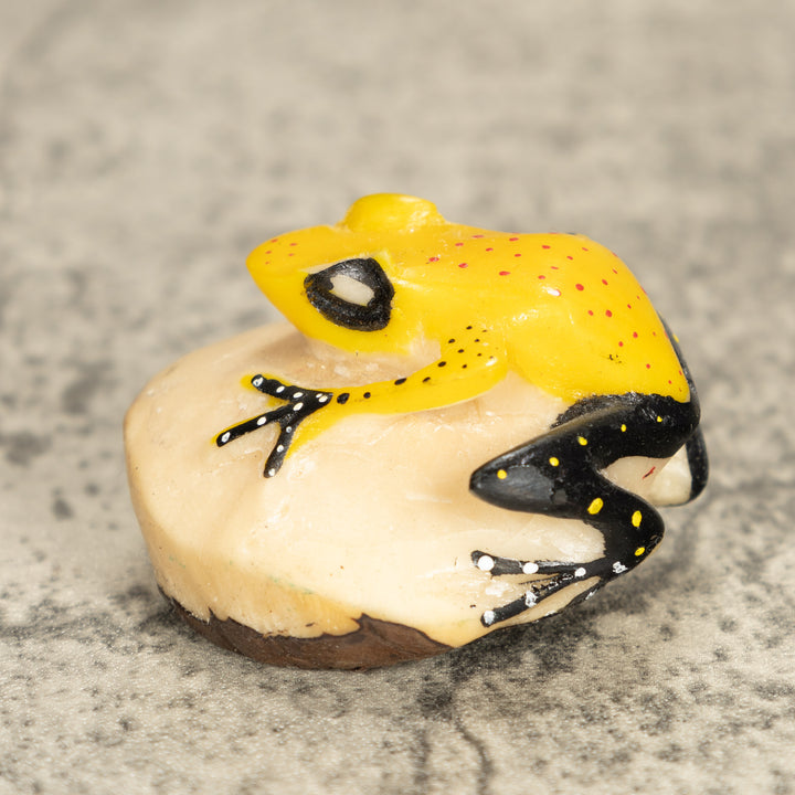Vintage Frog Tagua Nut Carving
