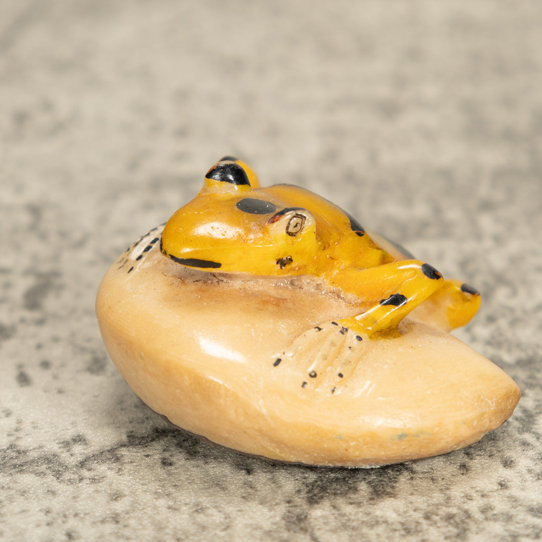 Vintage Frog Tagua Nut Carving