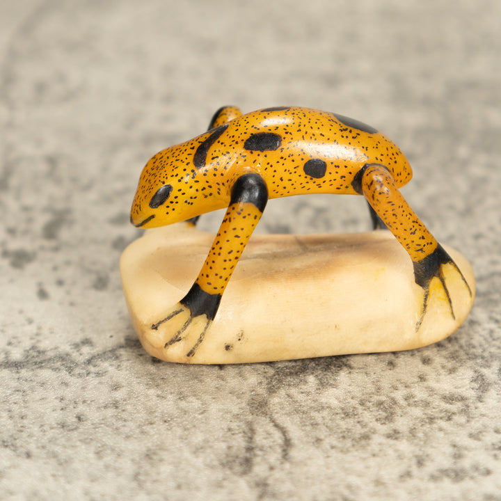 Vintage Frog Tagua Nut Carving