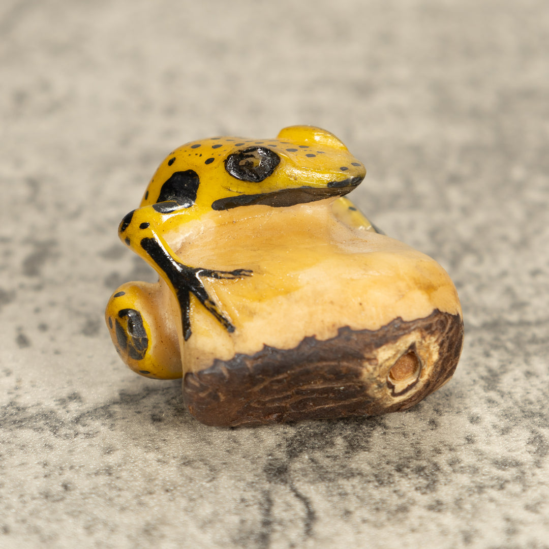 Vintage Frog Tagua Nut Carving