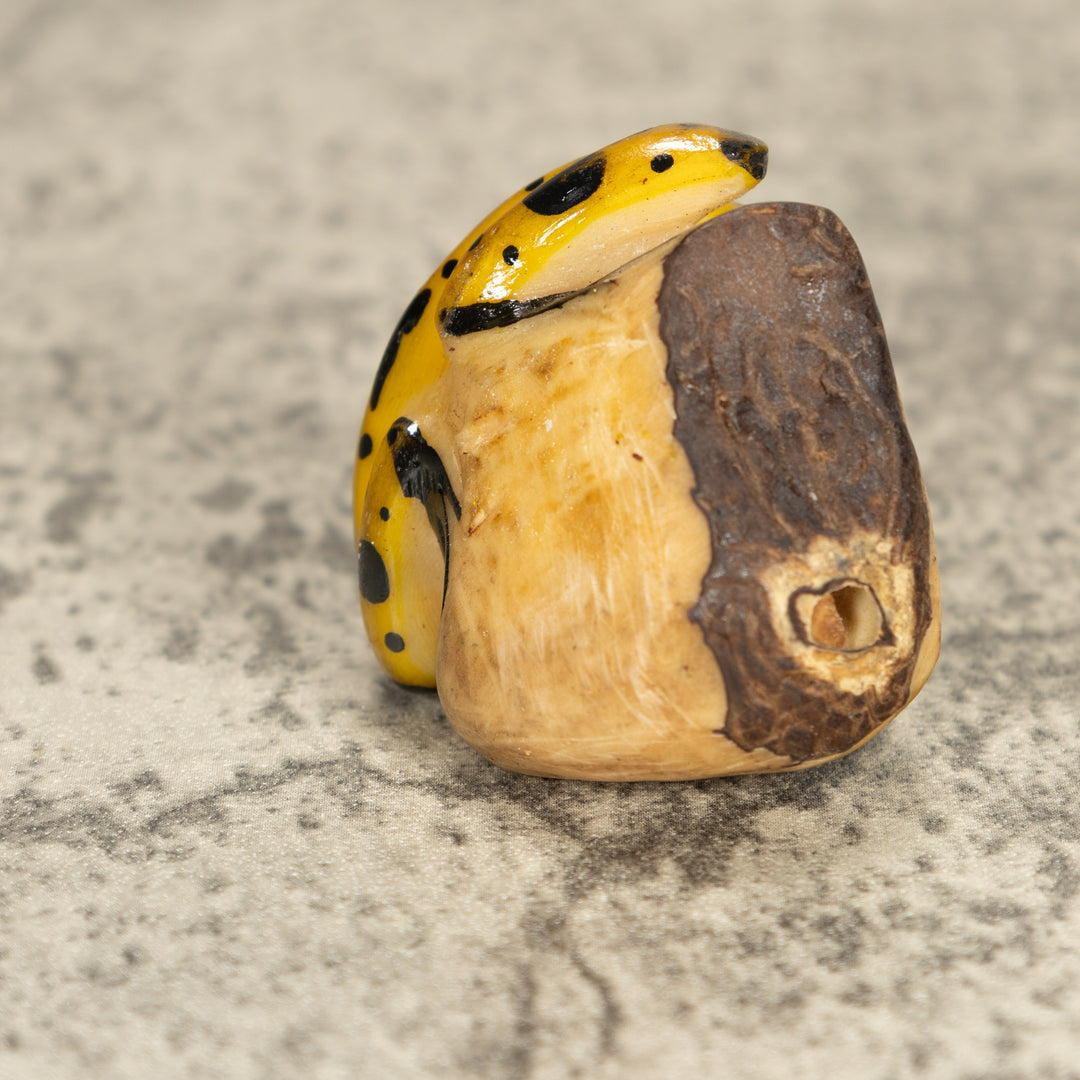 Vintage Frog Tagua Nut Carving