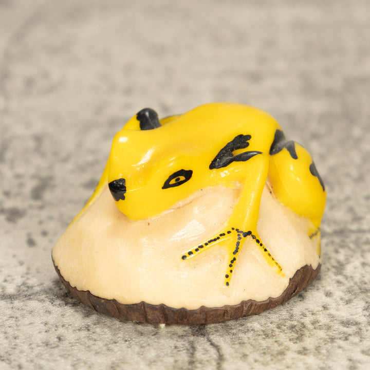 Vintage Frog Tagua Nut Carving