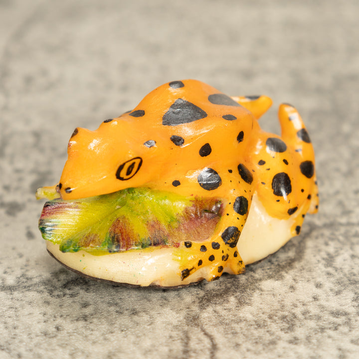 Vintage Frog Tagua Nut Carving