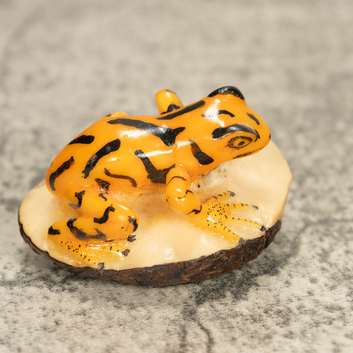 Vintage Frog Tagua Nut Carving