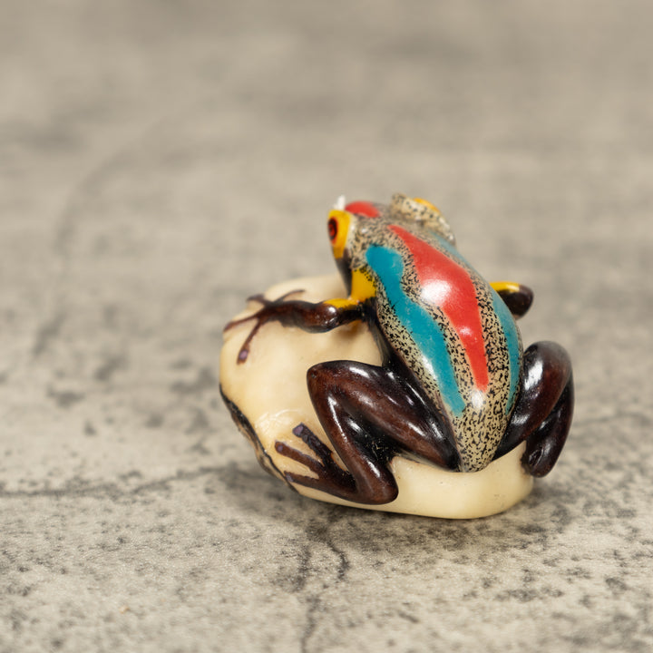 Poison Dart Frog Tagua Nut Carving
