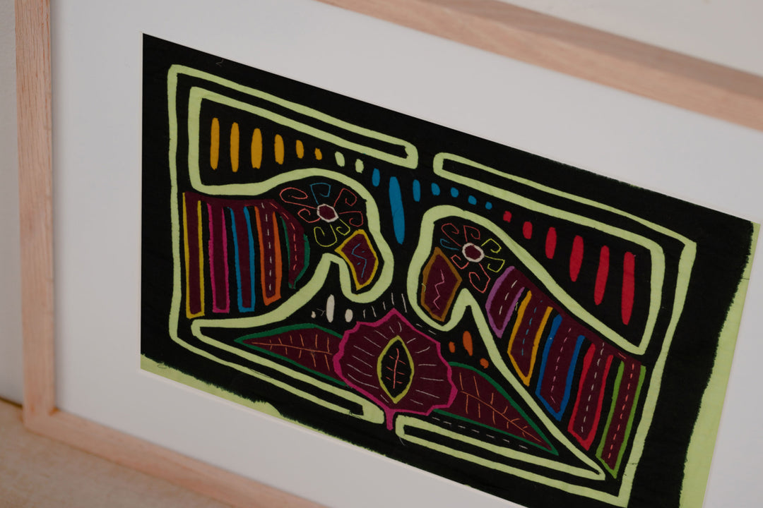 Green Pink Gossip Bird Mola