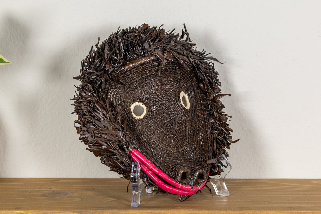 Ursine Howler Monkey Mask