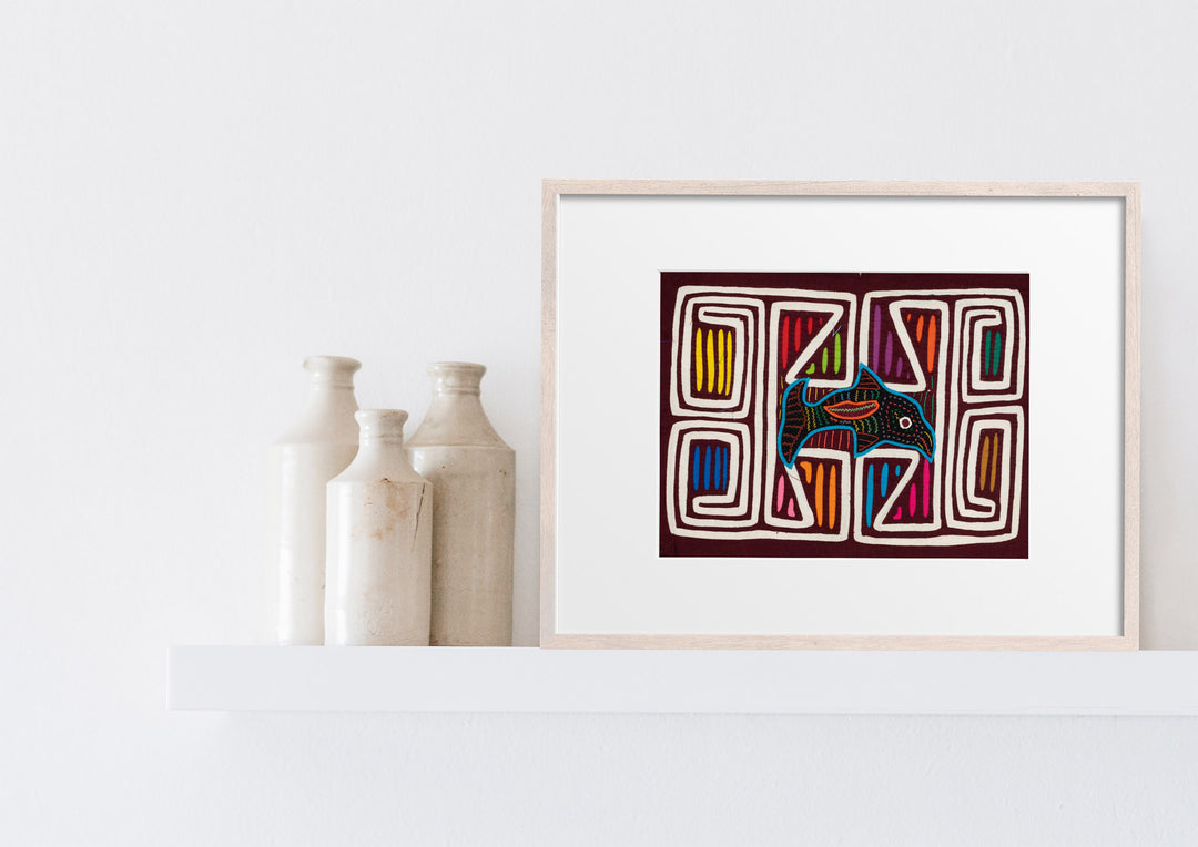 Vintage Blue Fish Aquarium Mola