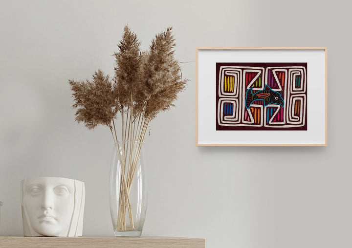 Vintage Blue Fish Aquarium Mola