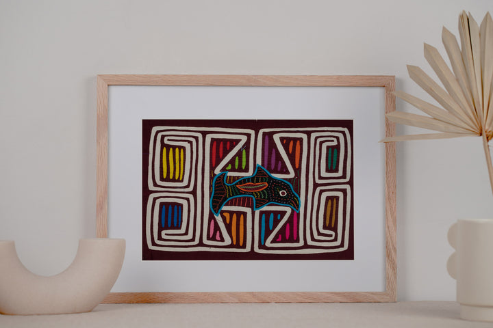 Vintage Blue Fish Aquarium Mola