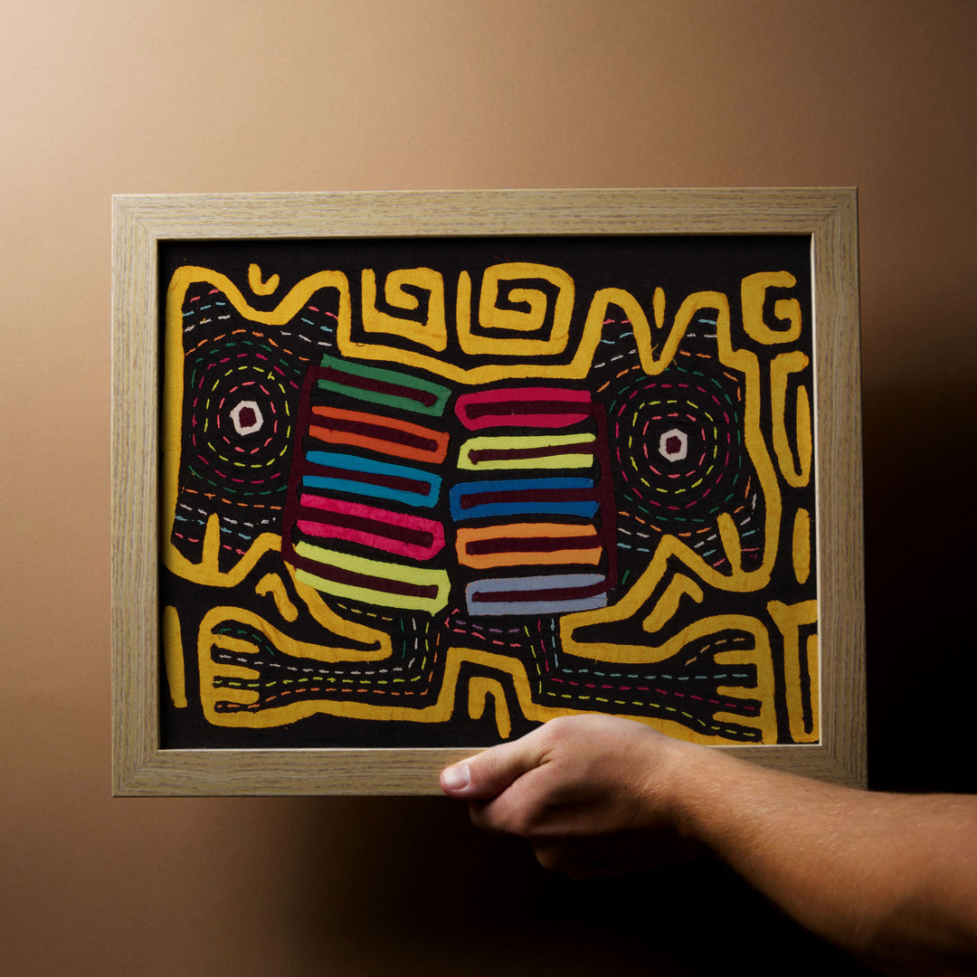 Golden Critters on the Run Mola