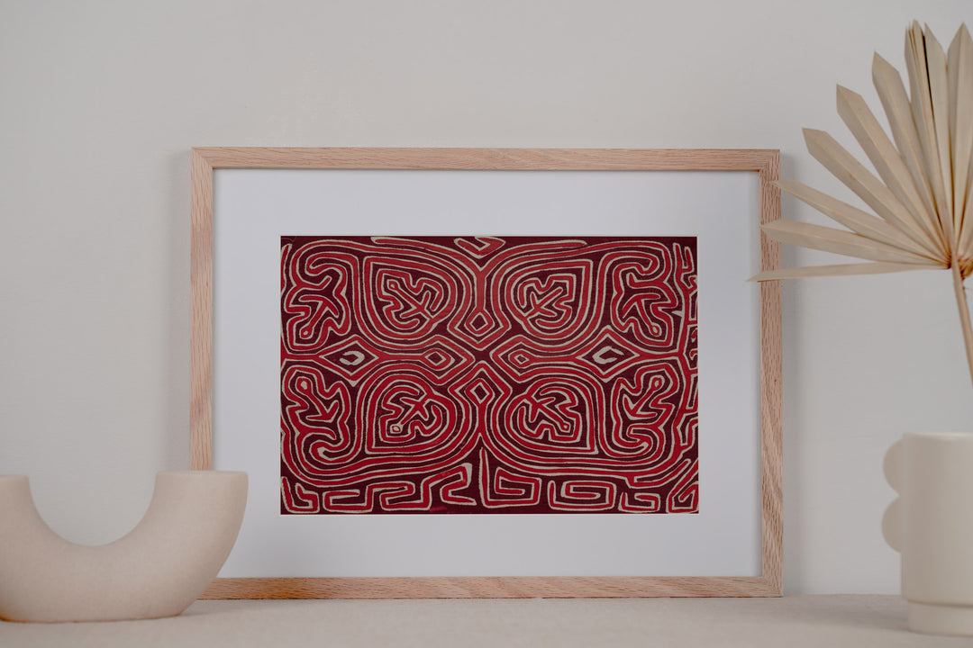 Vintage Red and White Anchor Mola