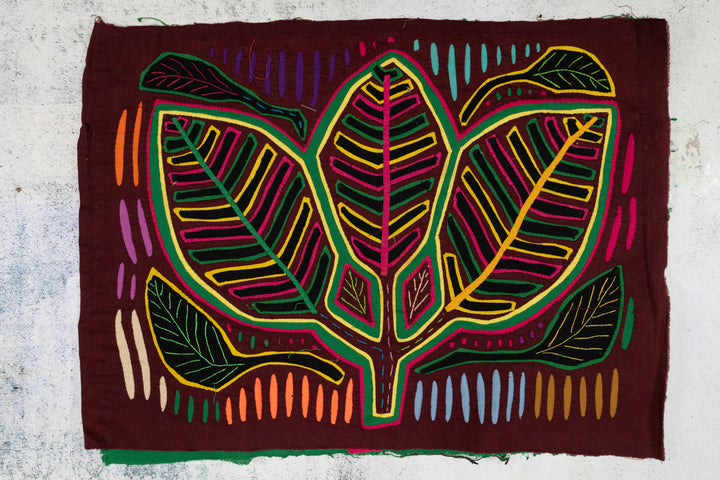 Canada Cloverleaf Mola