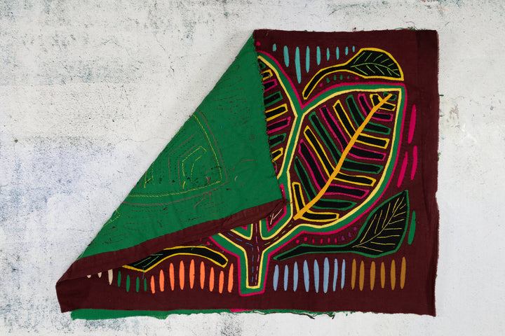 Canada Cloverleaf Mola