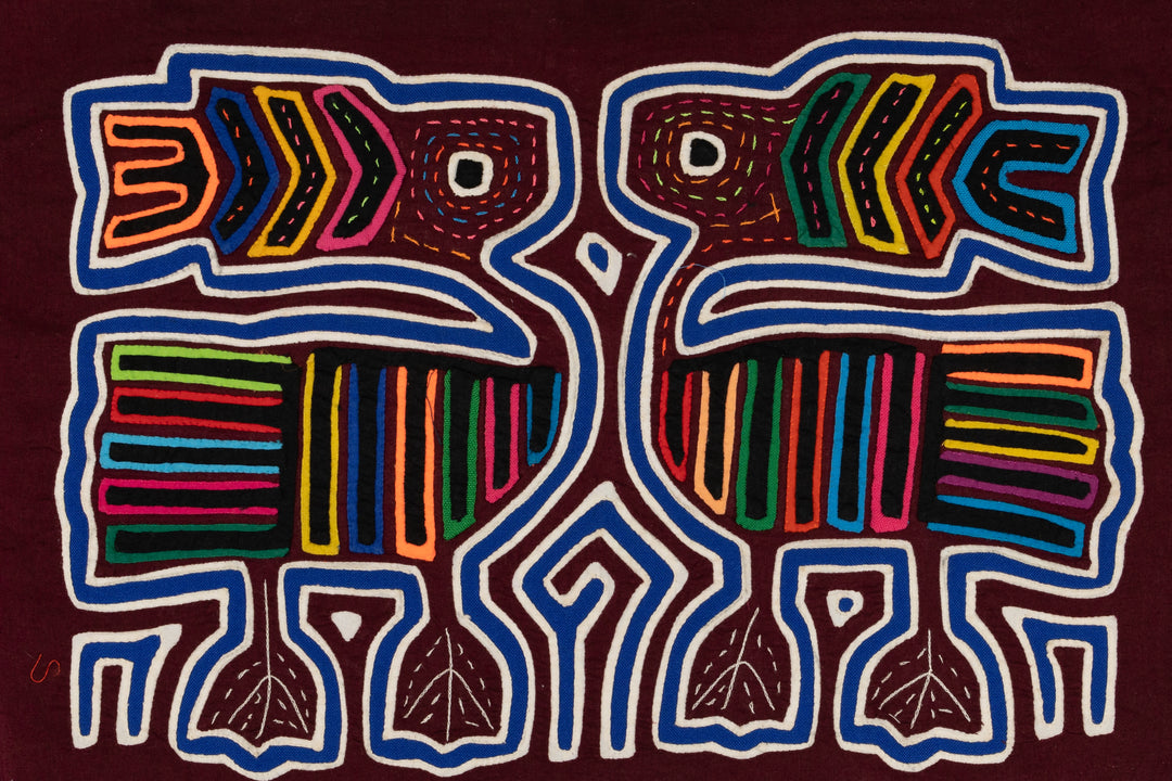 King and Queen Crown Gossip Bird Mola