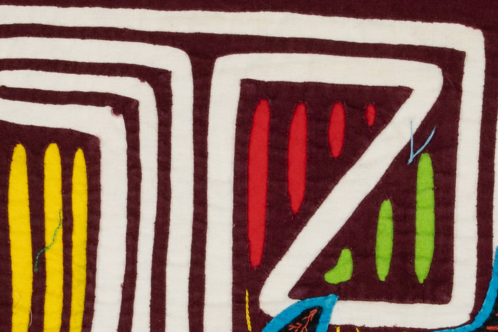 Vintage Blue Fish Aquarium Mola