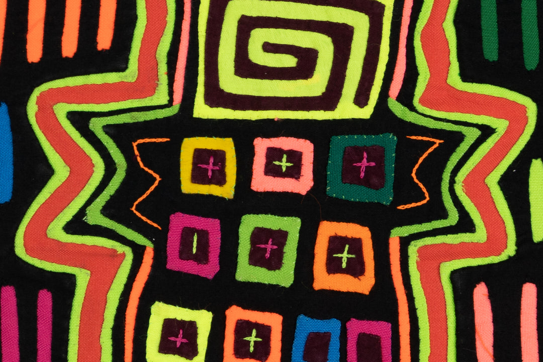 Handmade Whatisit Panama Mola