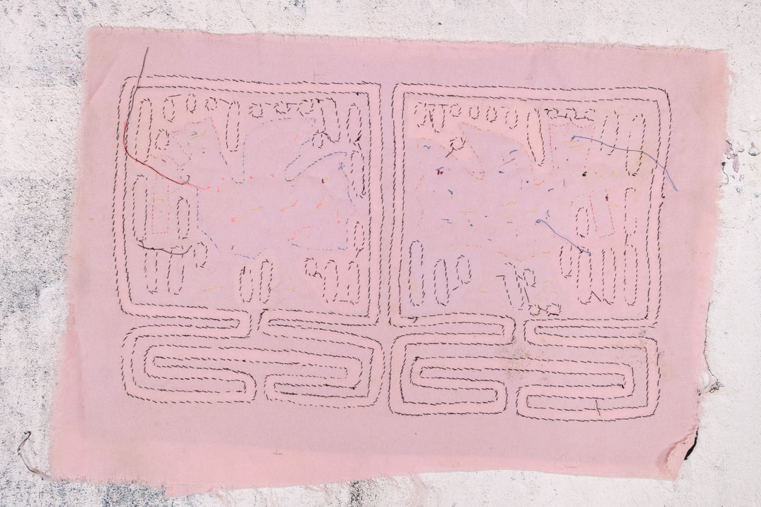 Rooster Chicken in Box Mola