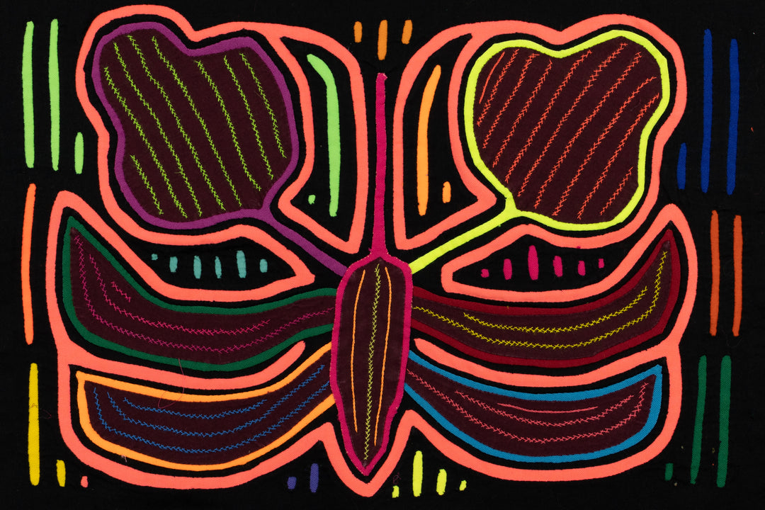 Optical Illusion Mola