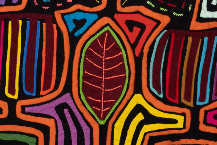 Rainbow Feather Lovebird Mola