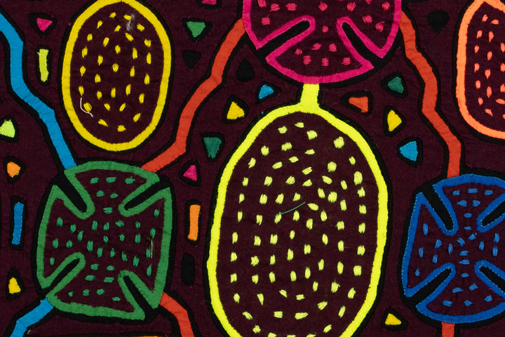 Snowflake and Grape Panama Mola