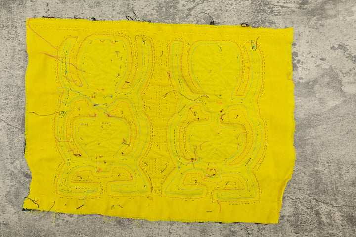 Pigeon Toed Cheerleader Mola