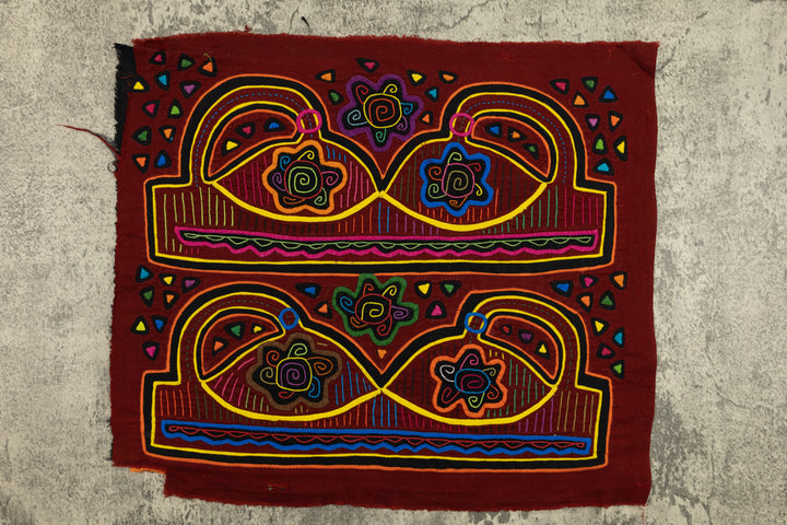 Drooping Daisies Mola