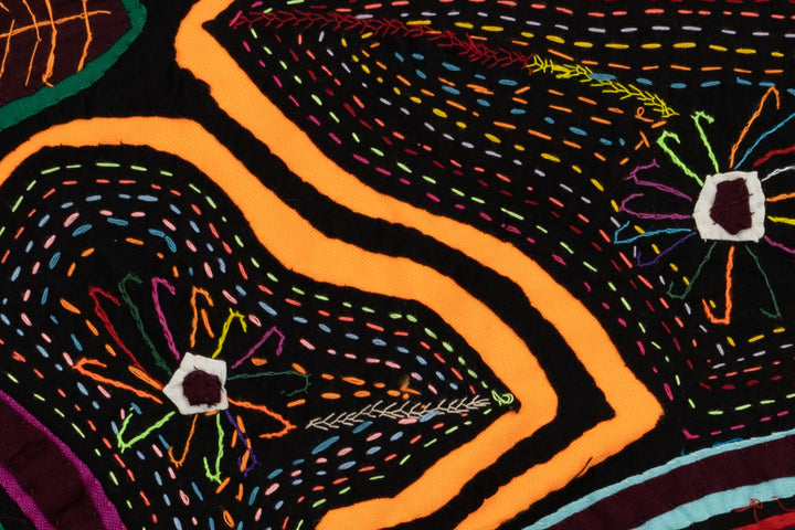 Goonie Bird Family Mola