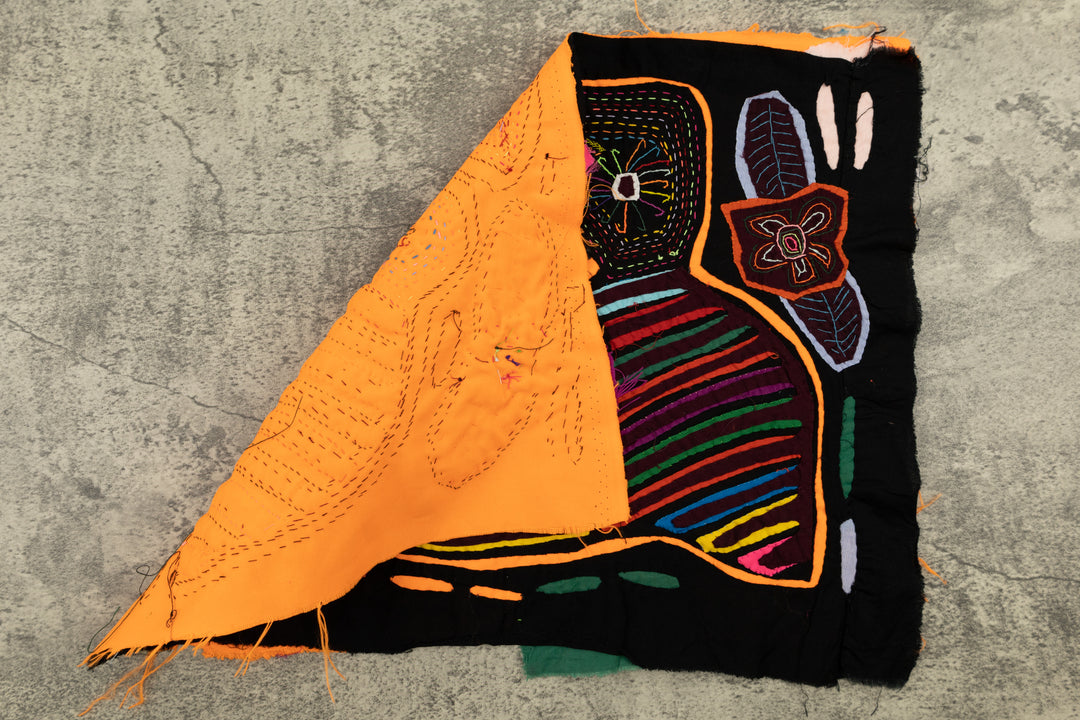 Goonie Bird Family Mola