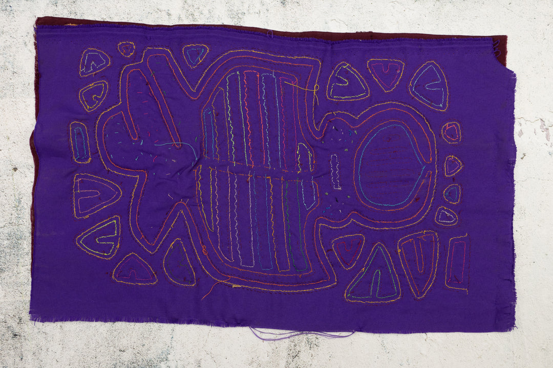 Violet People Eater Panama Mola