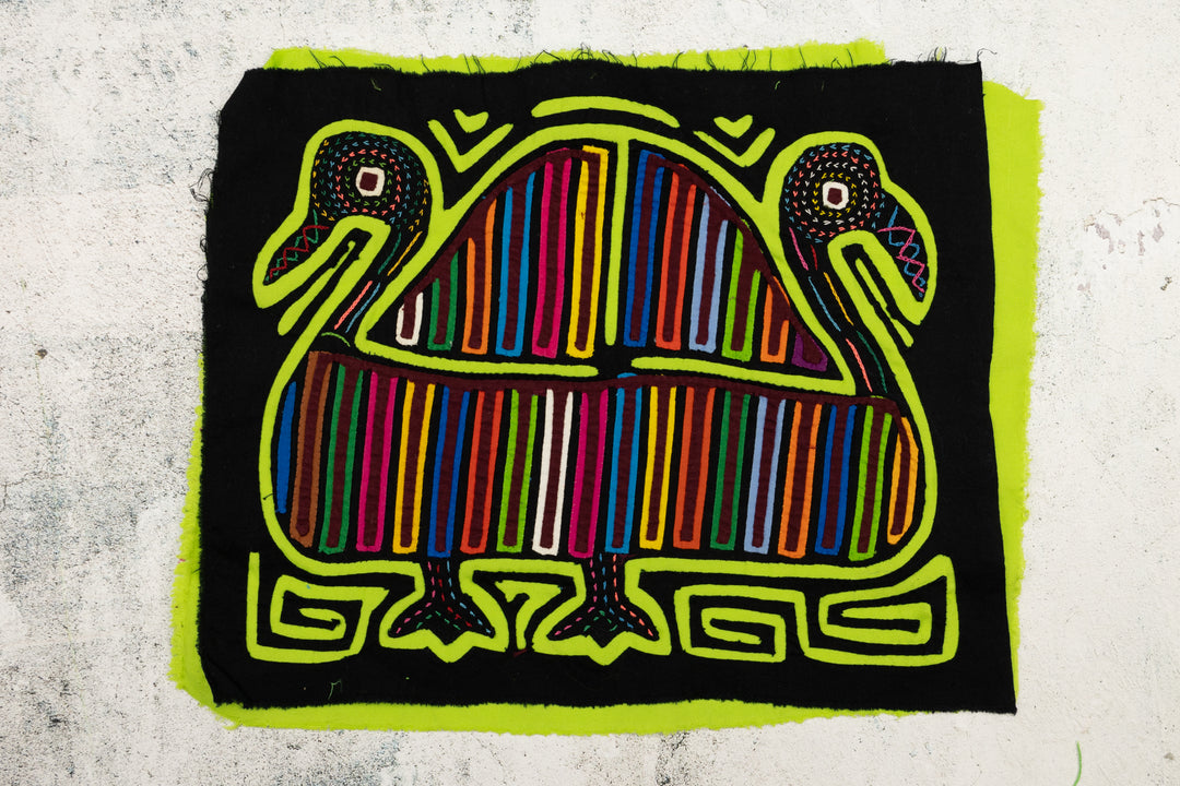 Siamese Waterfowl Bird Mola