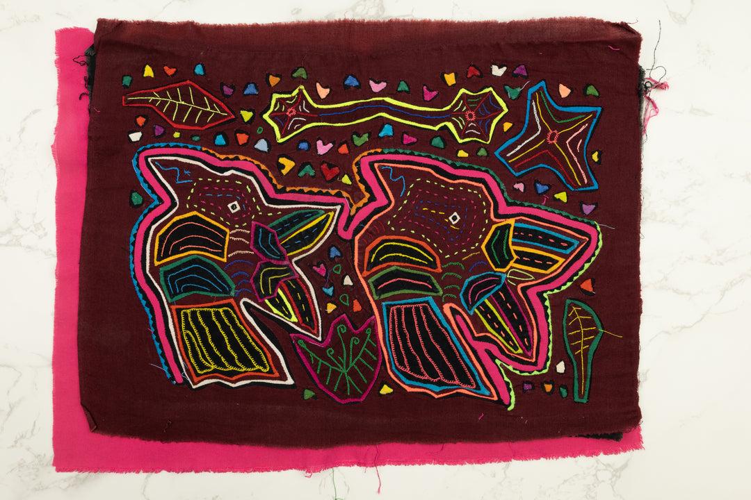 Hot Pursuit Panama Mola