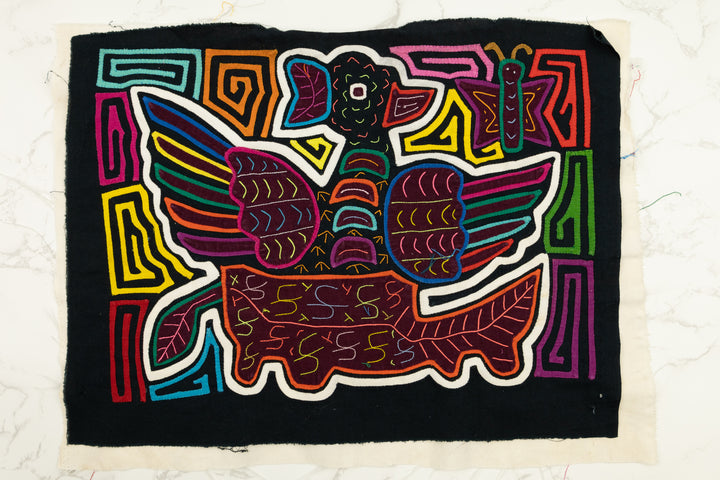 Town Crier Panama Mola