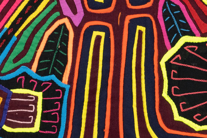 Fancy Swan Lake Mola, Wall Decor, Panama Mola, Latin American Art, Handmade Quilt, Wall Hanging, Mola Wall Art