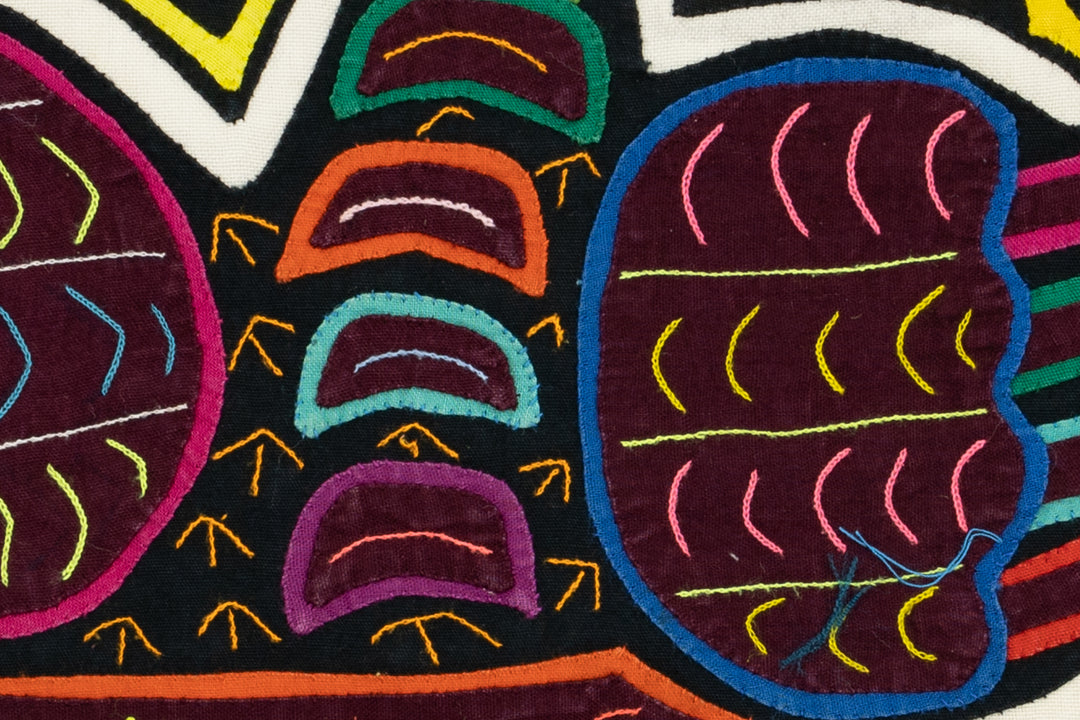 Town Crier Panama Mola