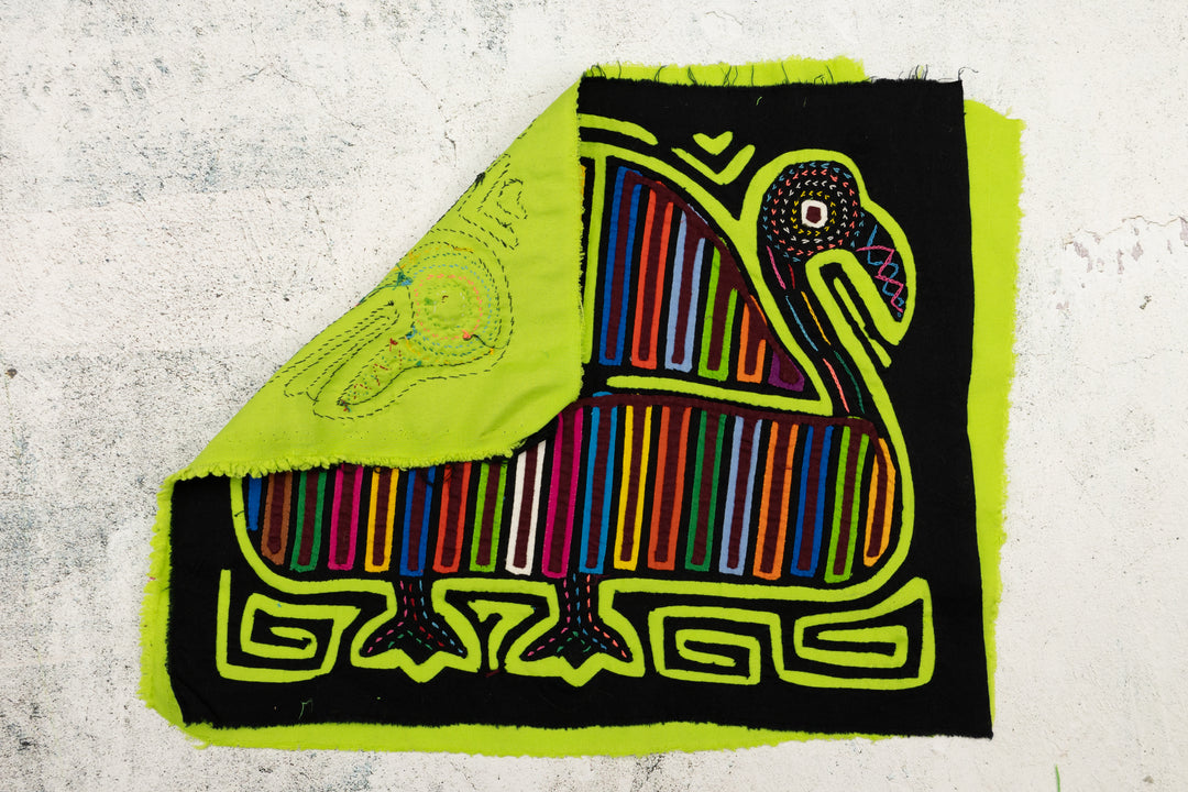 Siamese Waterfowl Bird Mola