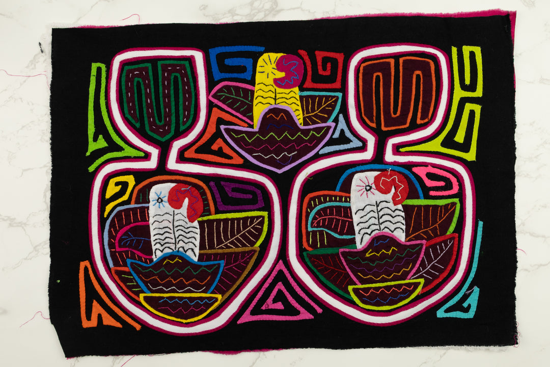 Parrot Bird Nest Panama Mola