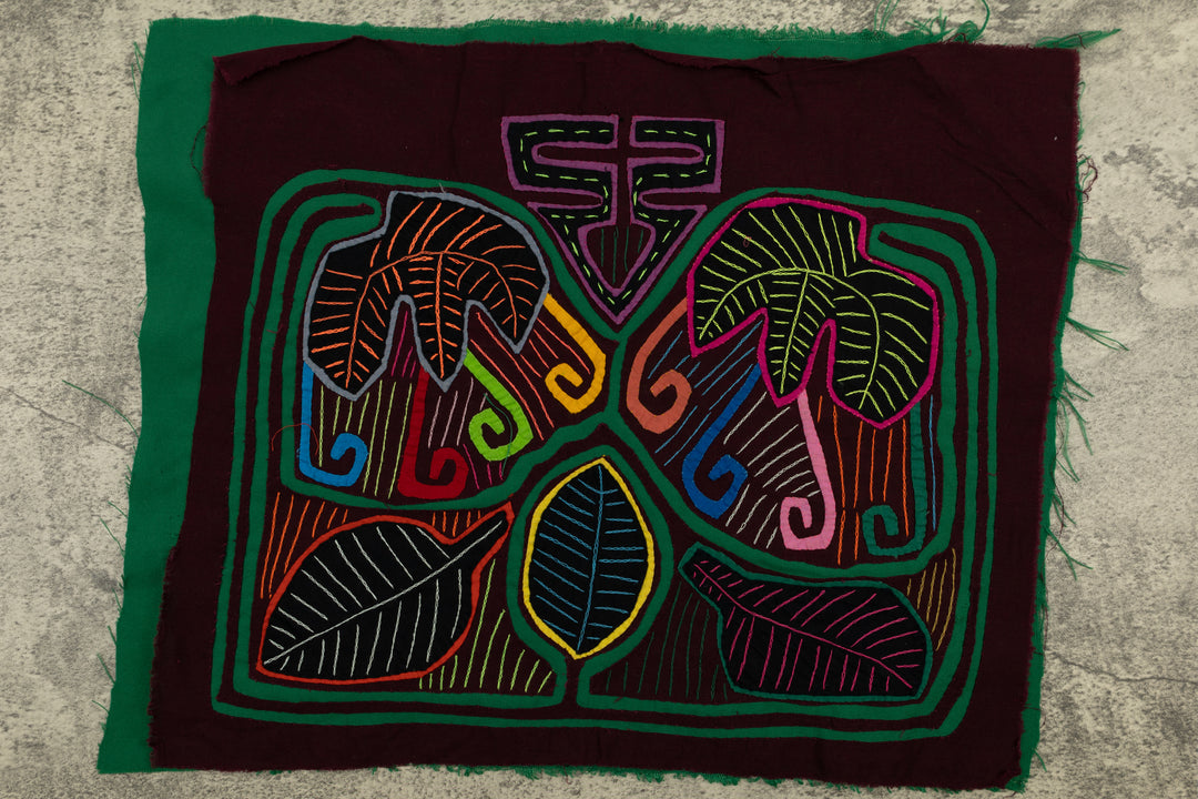 Optical Illusion Mola