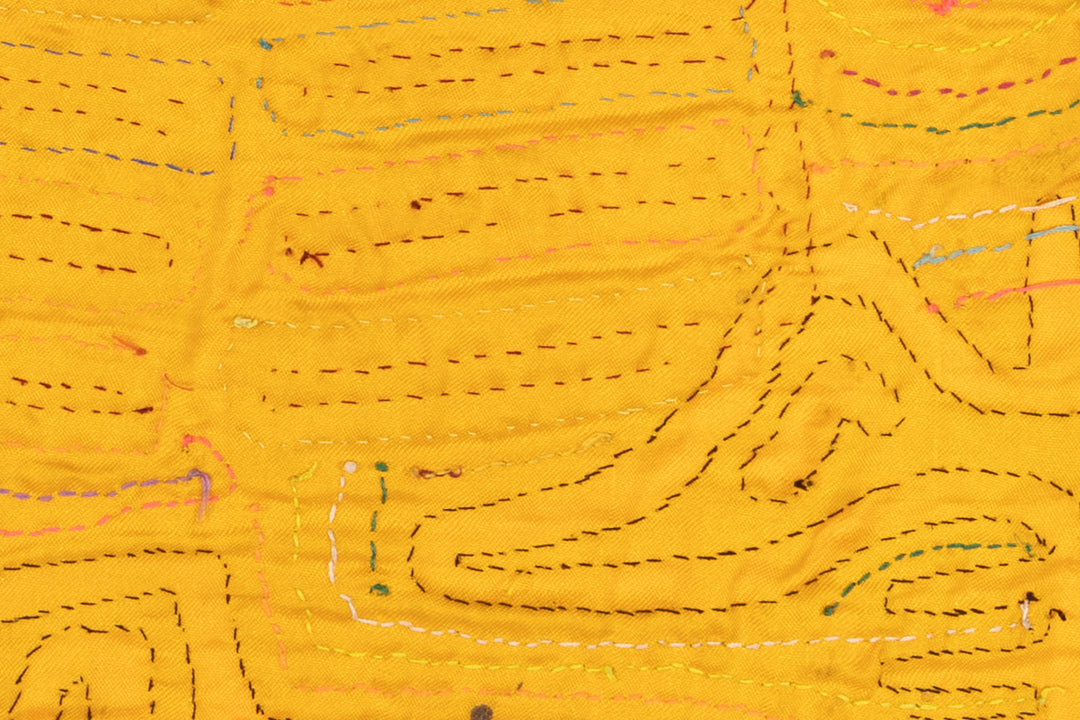 Golden Critters on the Run Mola