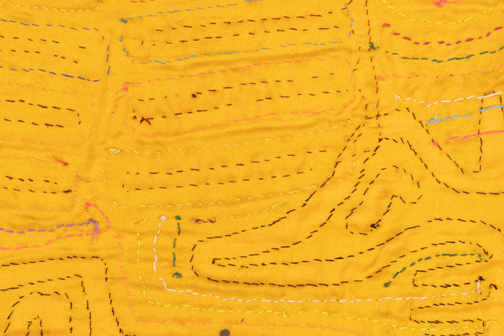 Golden Critters on the Run Mola