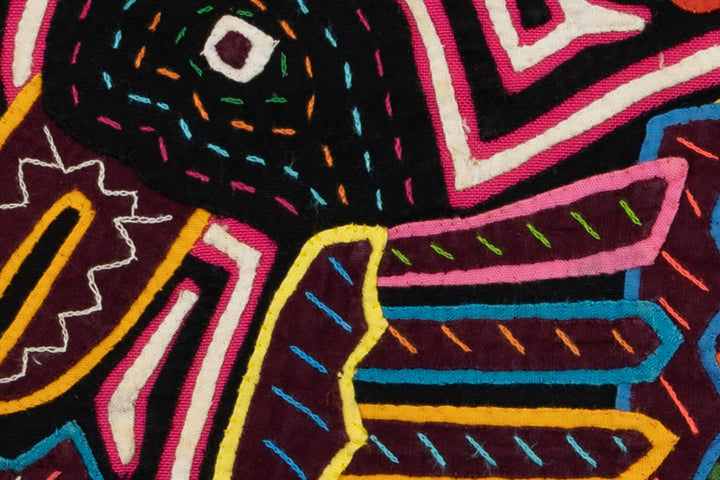 Backpacking Panama Mola