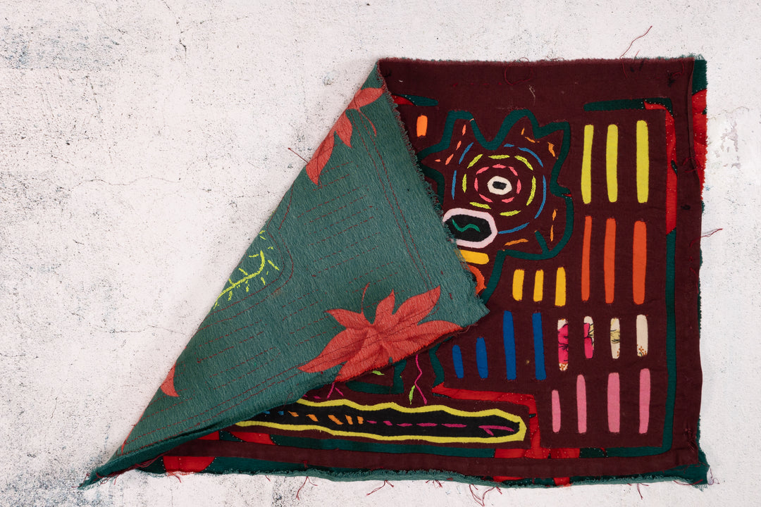 Puppy Dog Full of Cherrios Mola