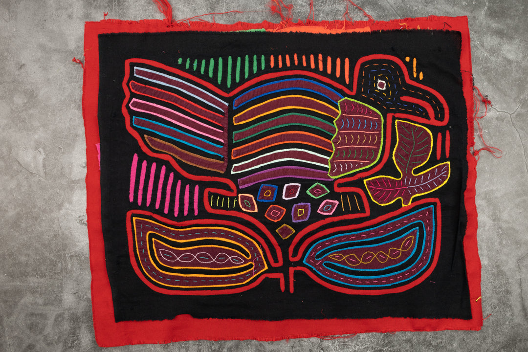 Redbird Weathervane Mola