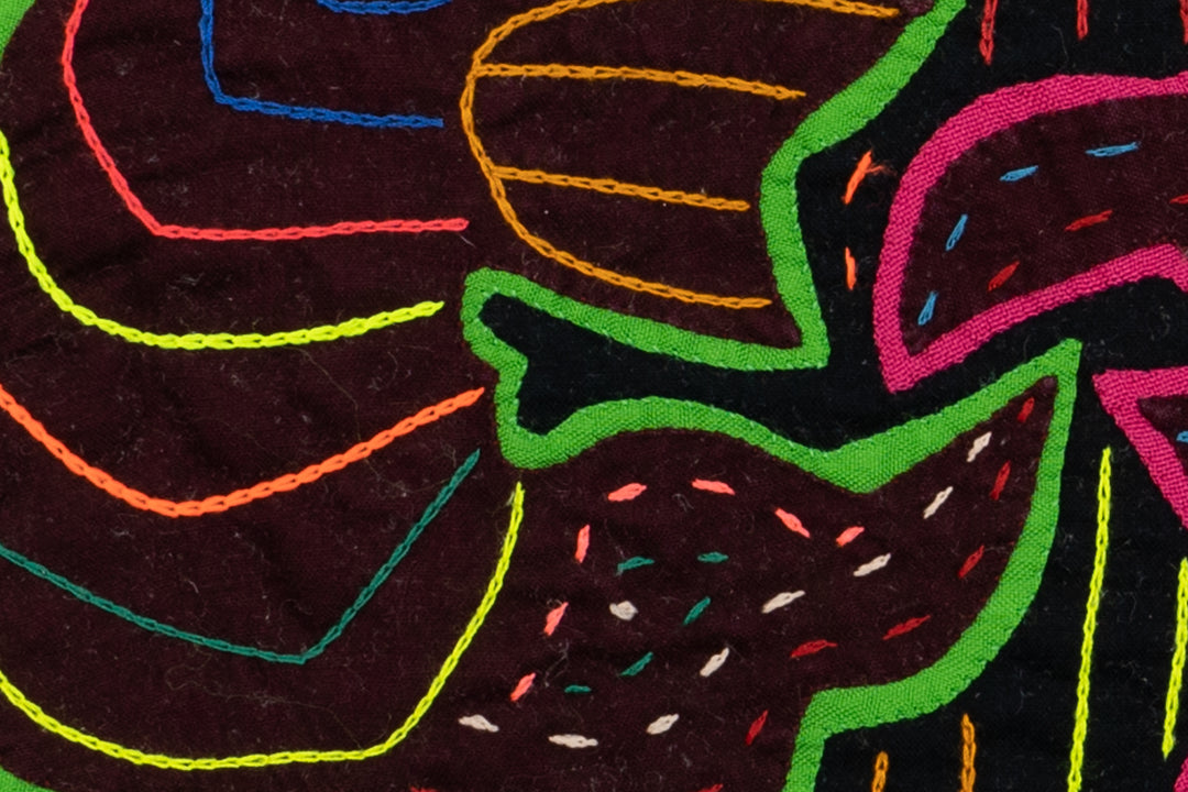 Illusion Bulldog Panama Mola