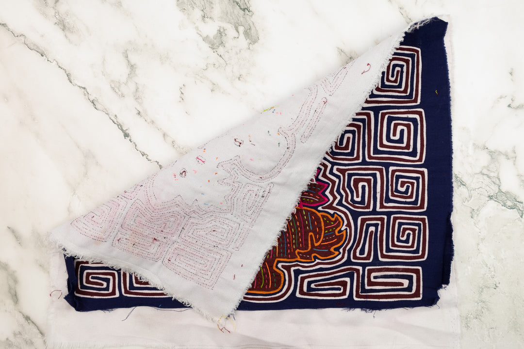 Bunny Rabbit with Carrot Panama Mola