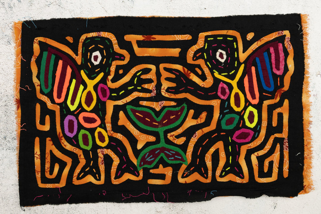 Vintage Dancing Angel Background Material Mola