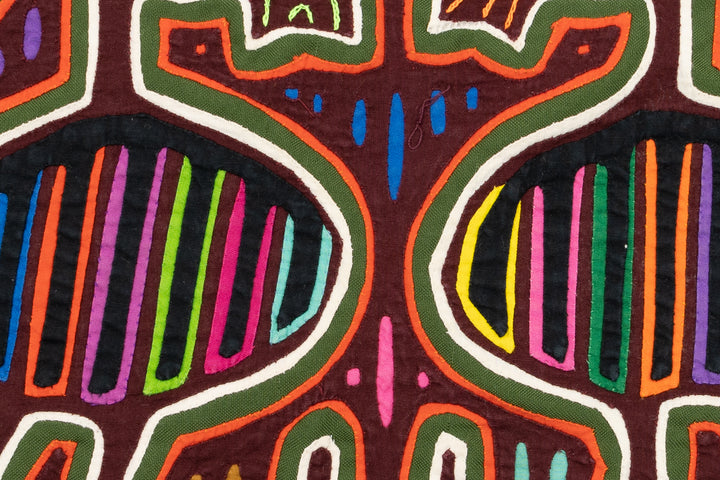 Feather Tail Bird Mola